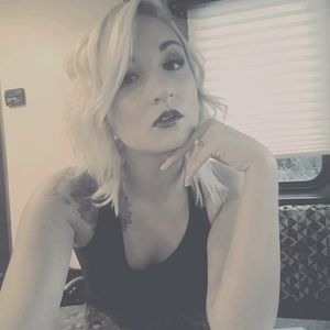 Meet your Posher, Keri